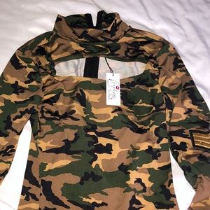 Zip Up Bodysuit - Camo / Small